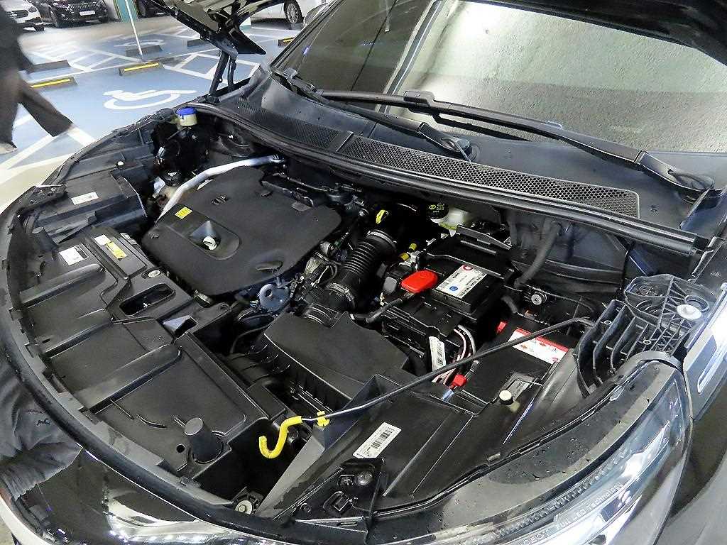 Peugeot 5008 2019 Negro - Importación desde Corea - HF Imports Iquique - Foto 19