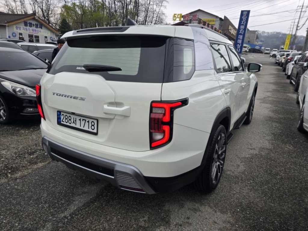 Ssangyong Torres - Vista 5