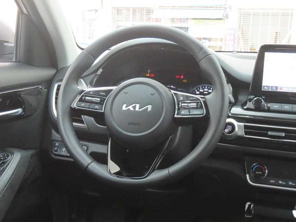 KIA Seltos 2023 Gris - Importación desde Corea - HF Imports Iquique - Foto 18
