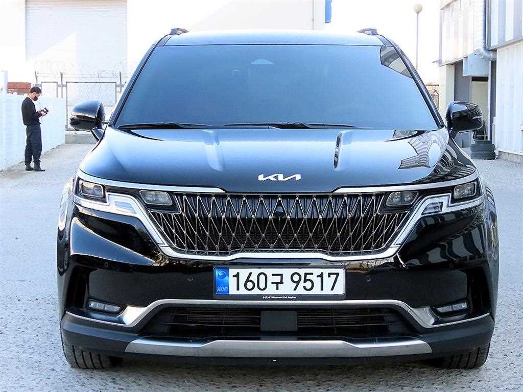 KIA Carnival 2022 Negro - Importación desde Corea - HF Imports Iquique - Foto 1