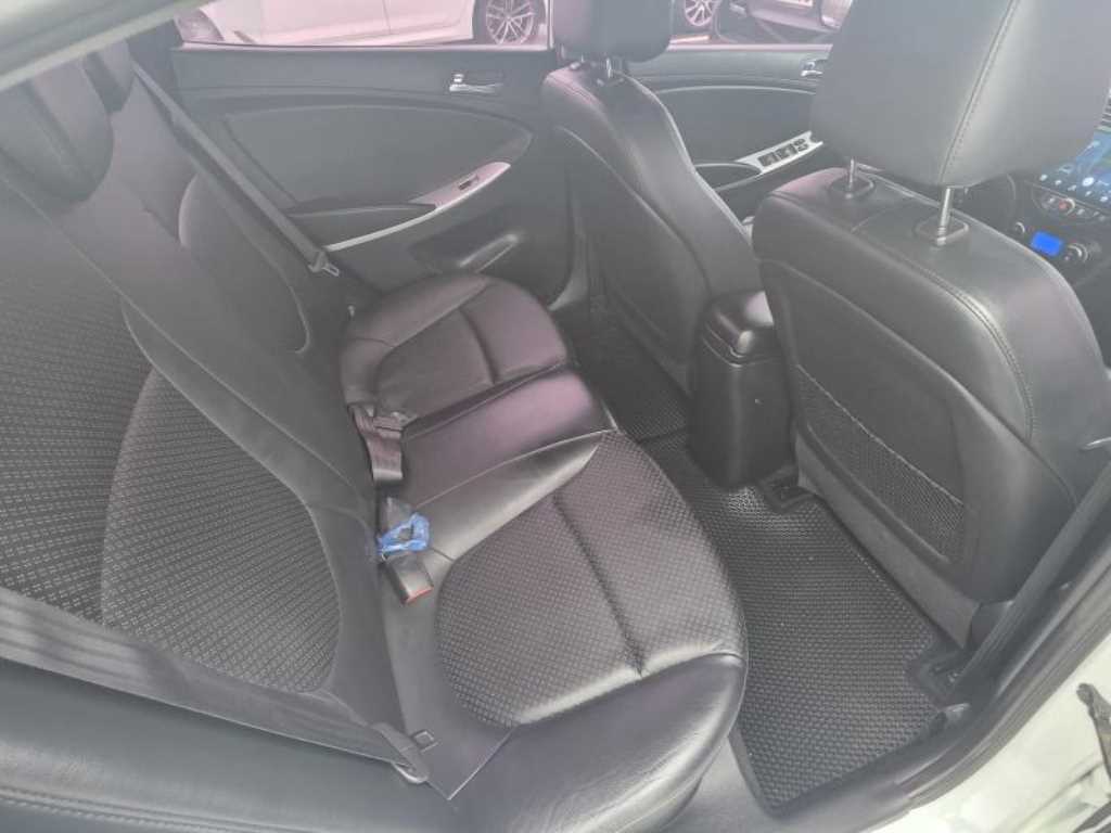 HYUNDAI Accent 2011 - Importación desde Corea - HF Imports Iquique - Foto 15