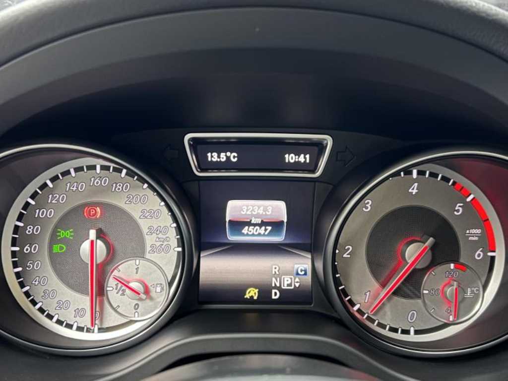 Mercedes Benz GLA Class 2017 - Importación desde Corea - HF Imports Iquique - Foto 17