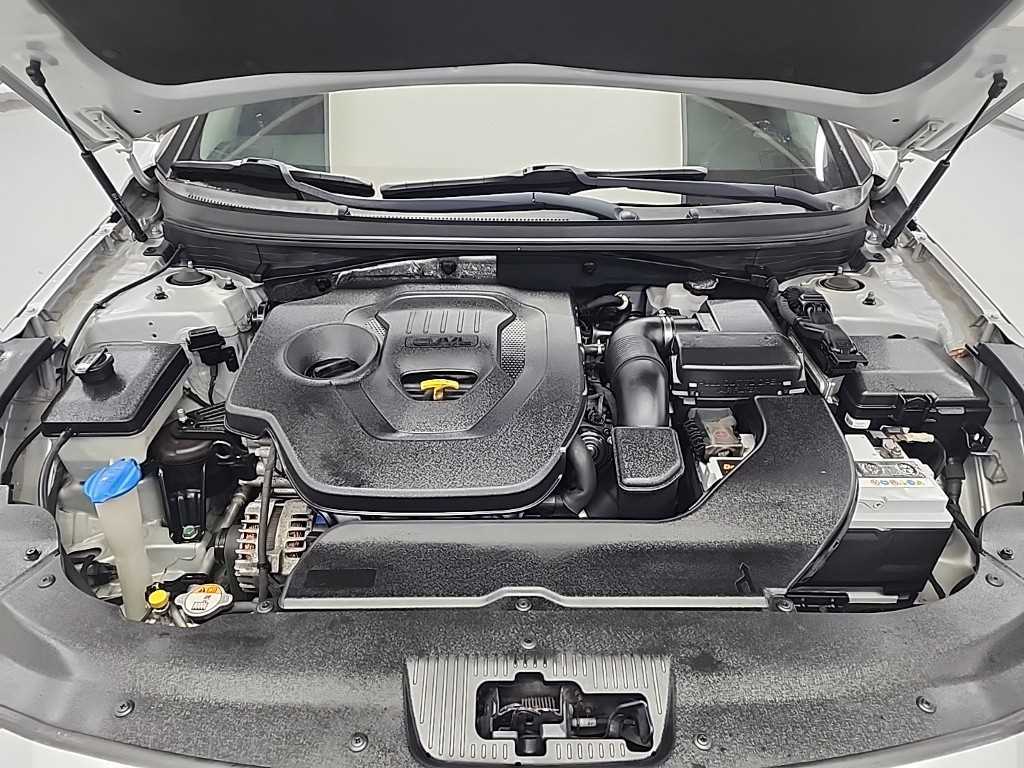 HYUNDAI Sonata - Vista 5