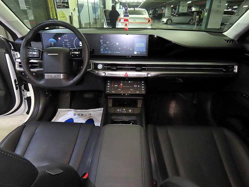 HYUNDAI Grandeur - Vista 10