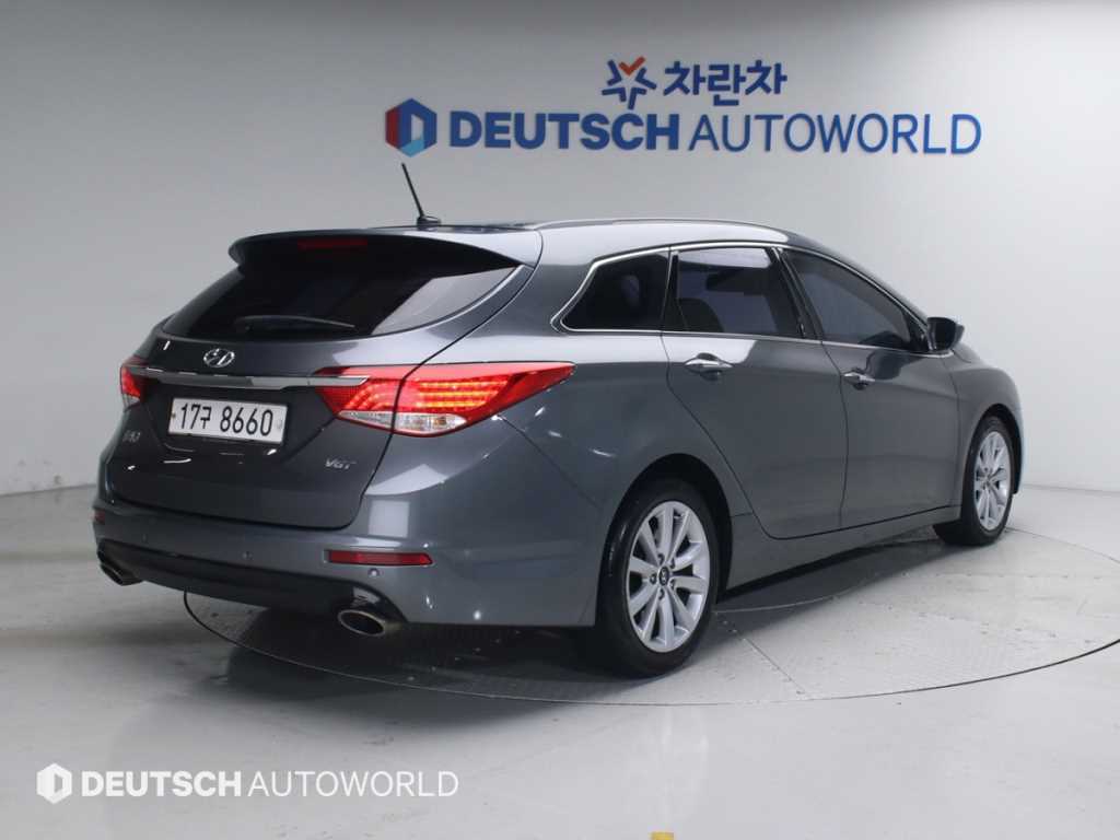 HYUNDAI i40 - Vista 3