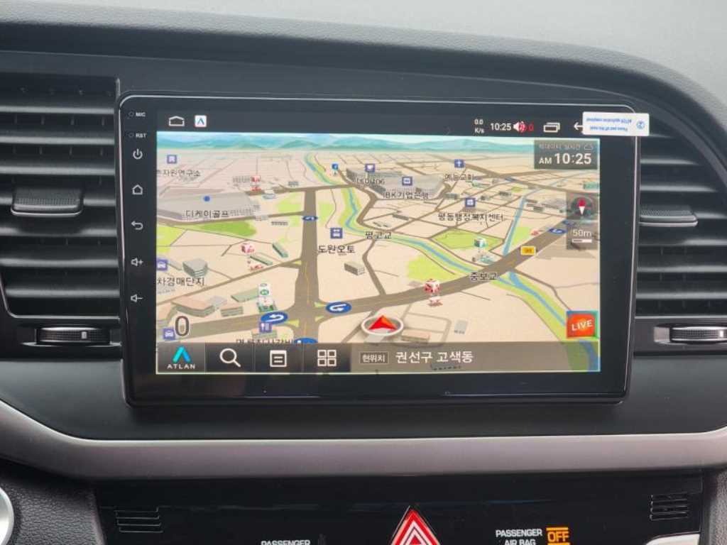 HYUNDAI Avante - Vista 9