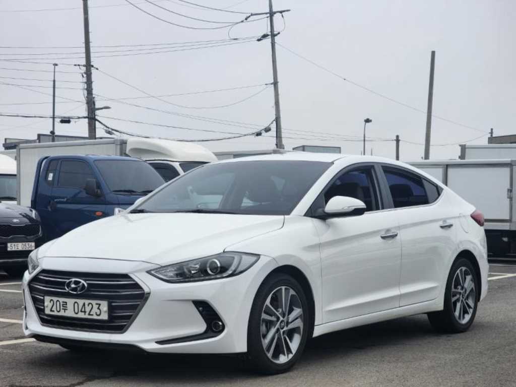 HYUNDAI Avante 2016 Blanco - Importación desde Corea - HF Imports Iquique - Foto 1