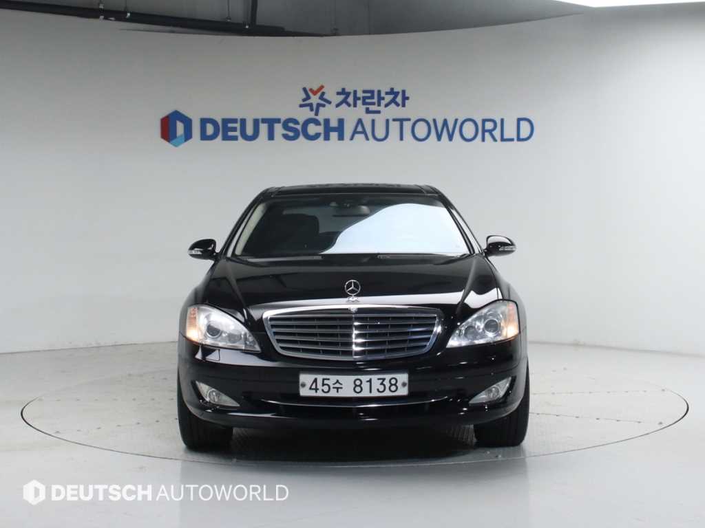 Mercedes Benz S Class - Vista 3