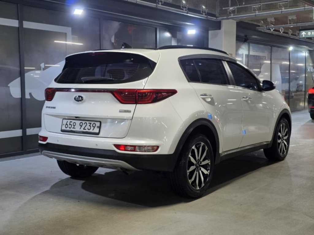 KIA Sportage - Vista 4