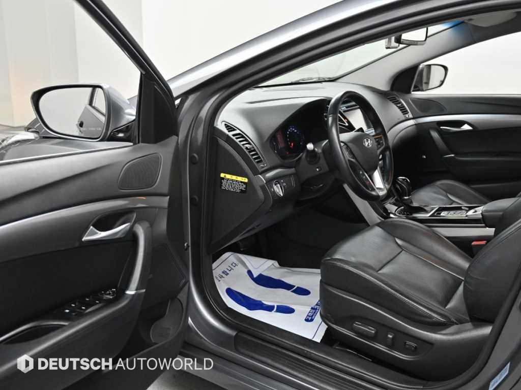 HYUNDAI i40 - Vista 11