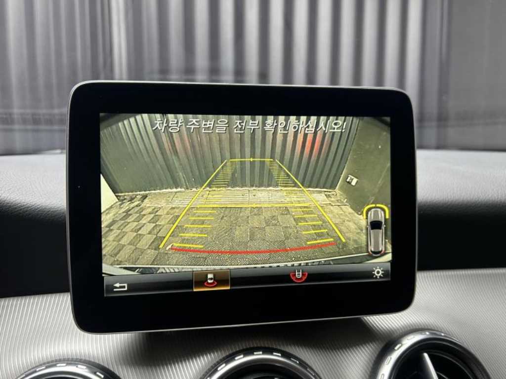 Mercedes Benz GLA Class 2017 - Importación desde Corea - HF Imports Iquique - Foto 16