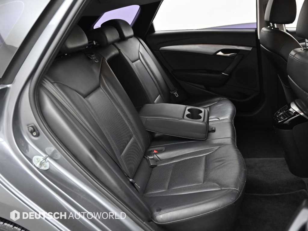 HYUNDAI i40 - Vista 12