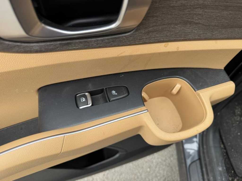 KIA Sorento - Vista 9