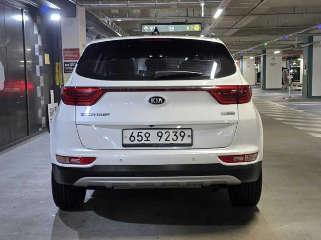 KIA Sportage - Vista 5