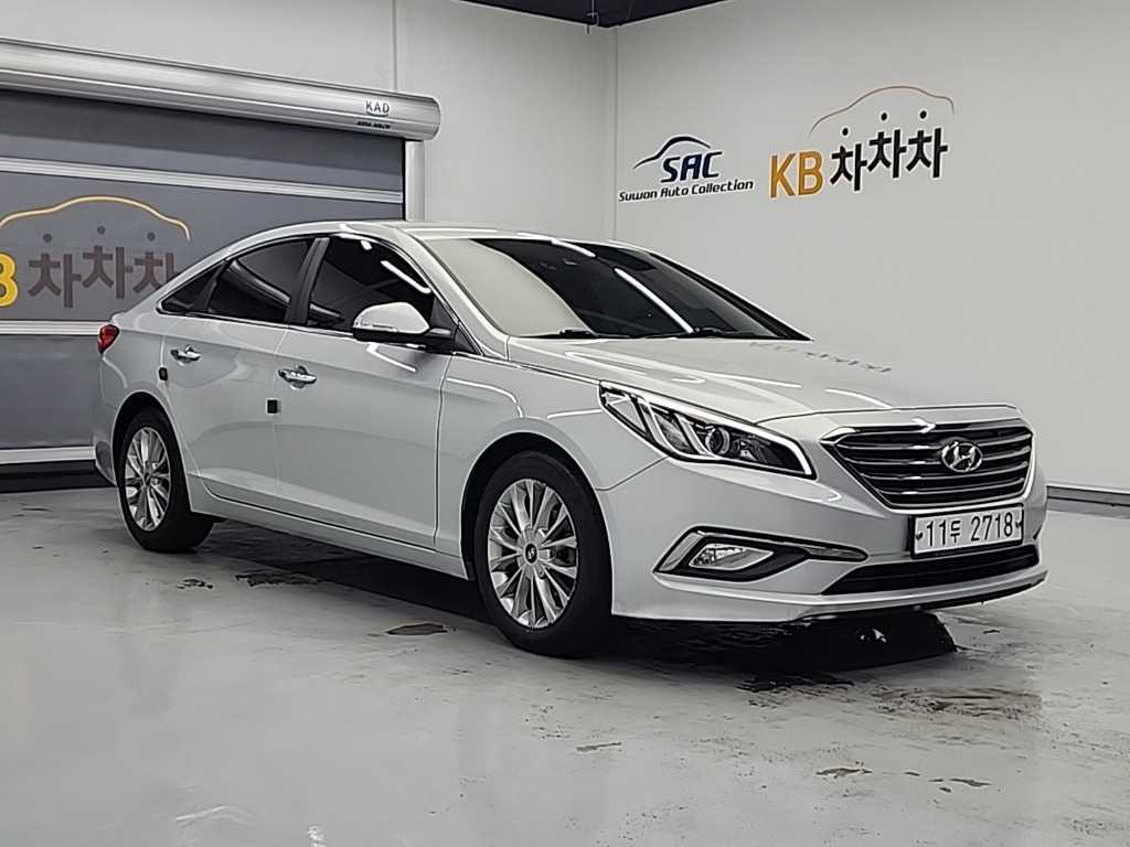 HYUNDAI Sonata - Vista 4