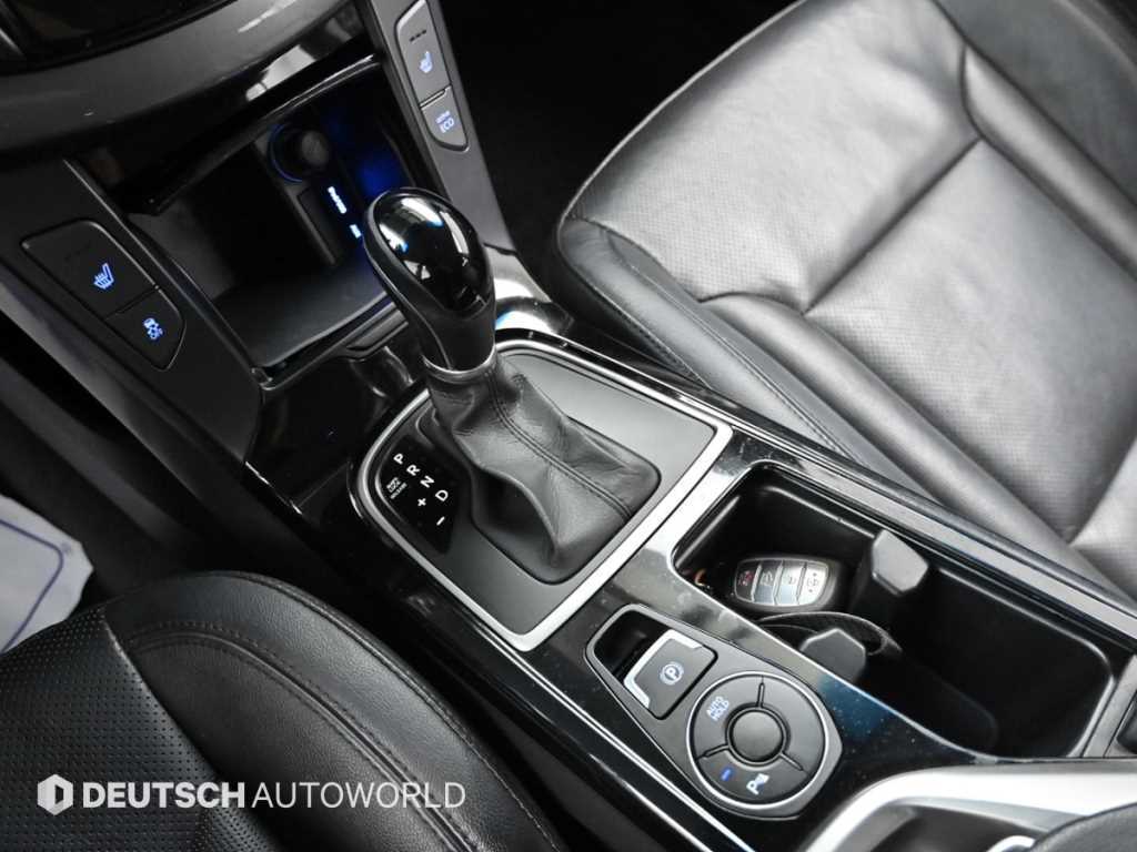 HYUNDAI i40 - Vista 9