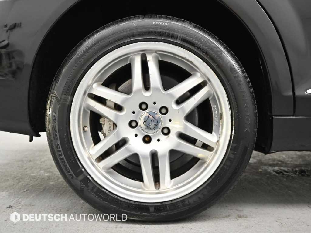 Mercedes Benz S Class - Vista 5