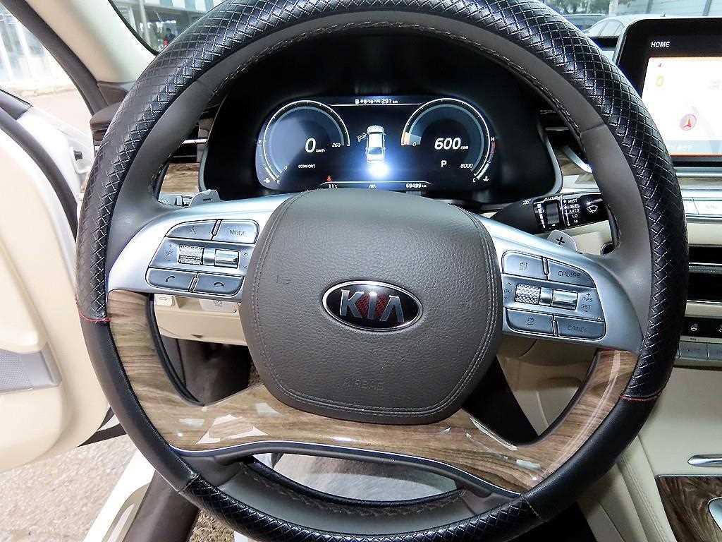 KIA K9 - Vista 8