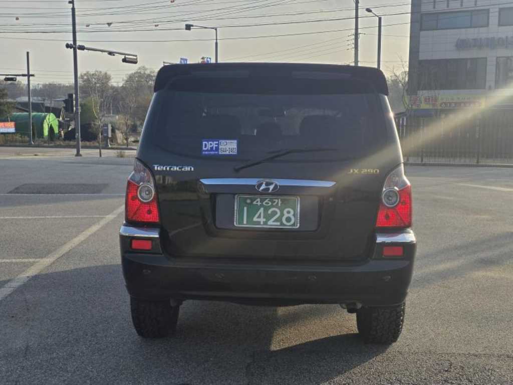 HYUNDAI Terracan - Vista 5