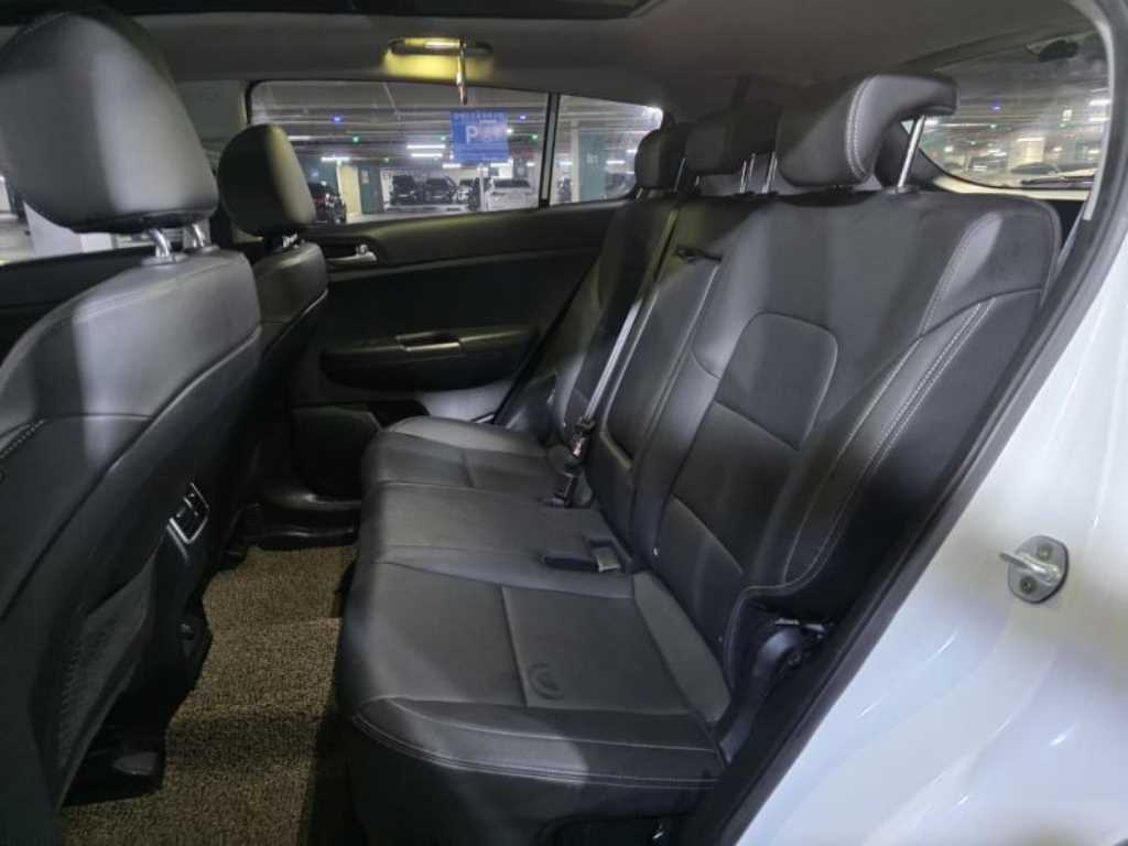 KIA Sportage - Vista 8