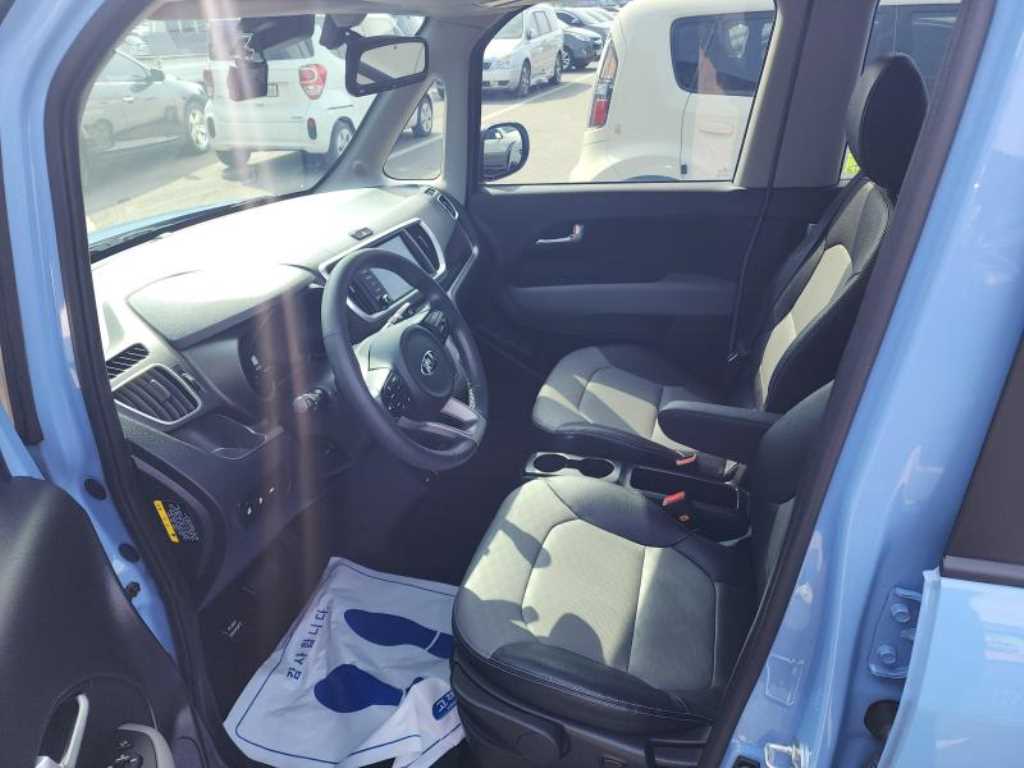 KIA Ray - Vista 8