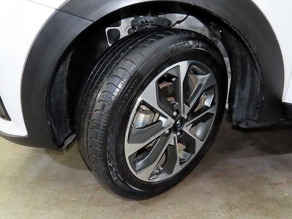 KIA Stonic 2018 Blanco - Importación desde Corea - HF Imports Iquique - Foto 19