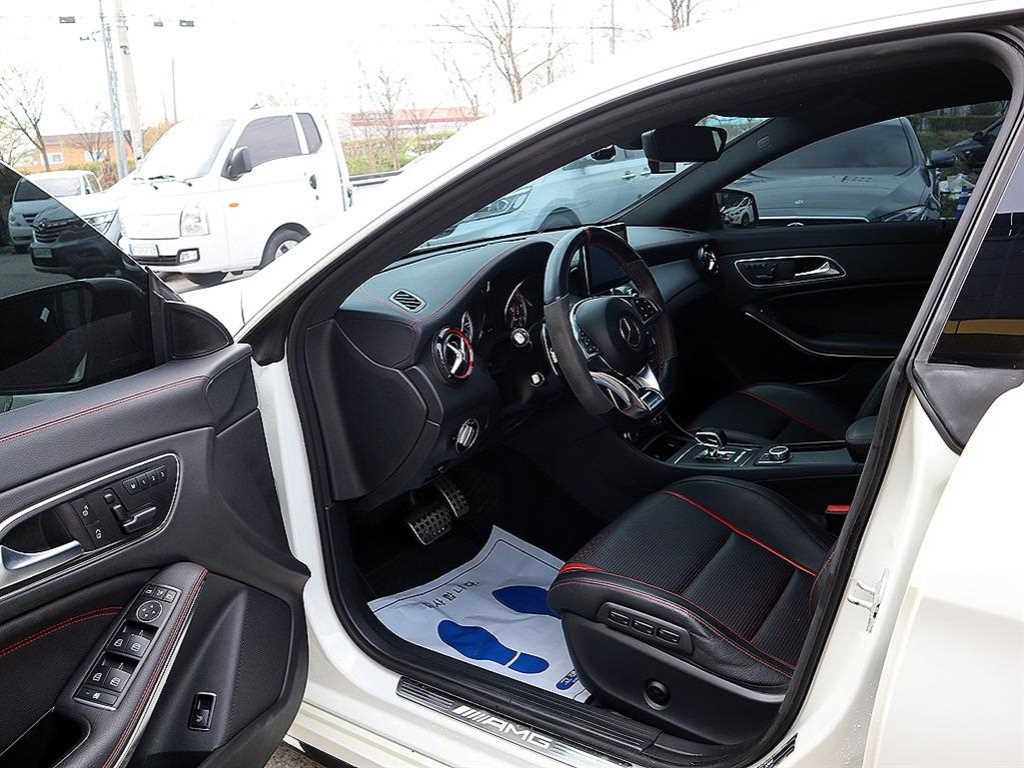 Mercedes Benz CLA Class - Vista 6