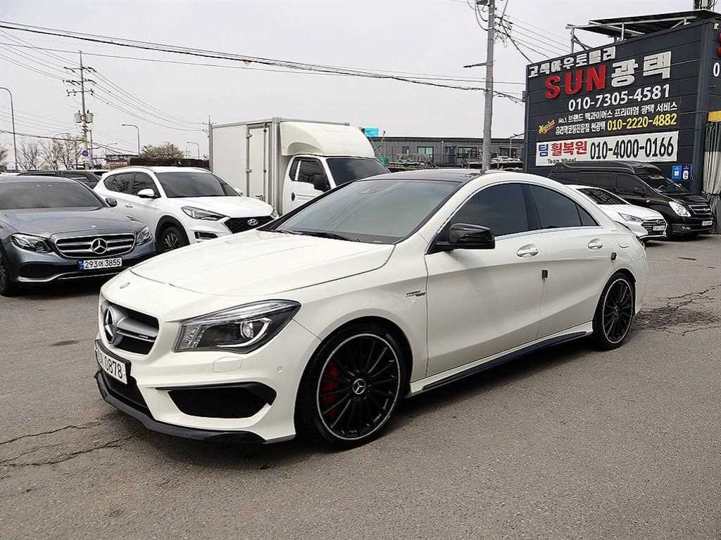 Mercedes Benz CLA Class - Vista 2