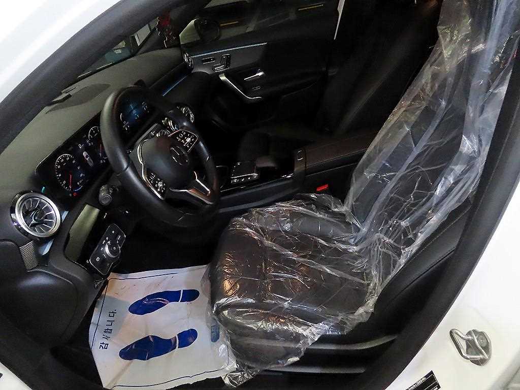 Mercedes Benz A Class - Vista 6