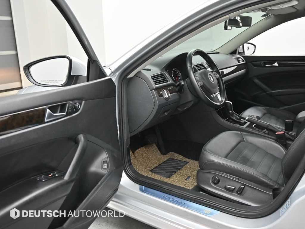Volkswagen Passat - Vista 11