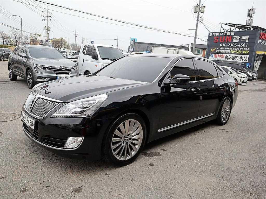 HYUNDAI Equus - Vista 2