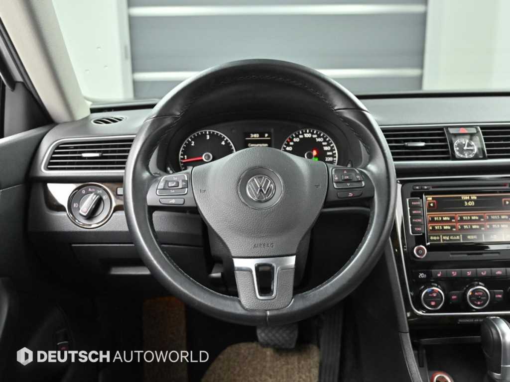 Volkswagen Passat 2015 Plateado - Importación desde Corea - HF Imports Iquique - Foto 13
