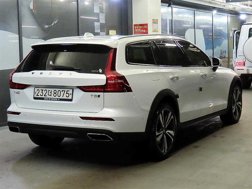 Volvo V60 - Vista 4