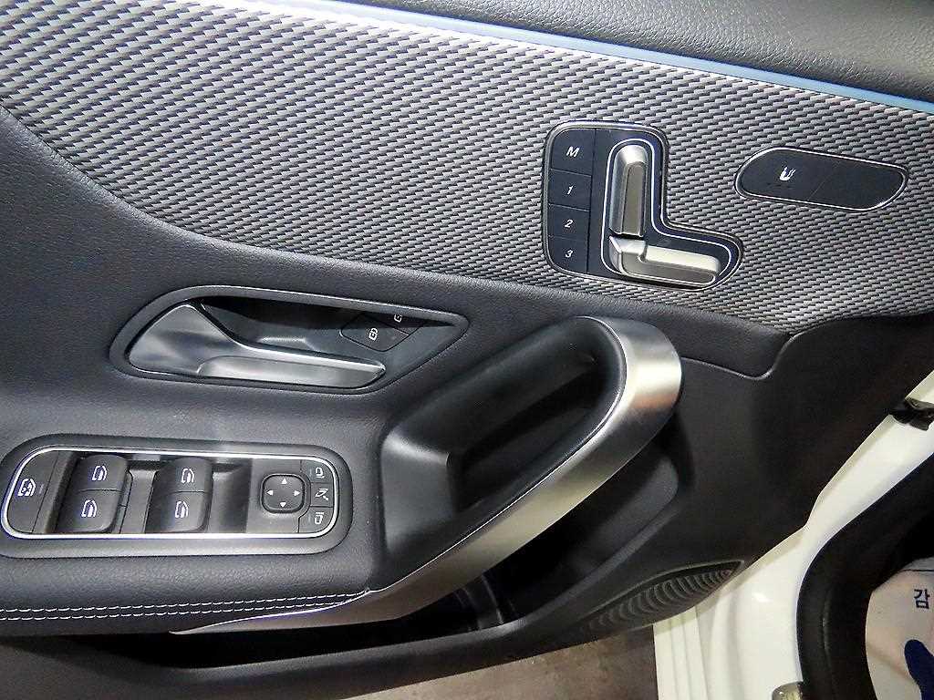 Mercedes Benz A Class 2023 - Importación desde Corea - HF Imports Iquique - Foto 14