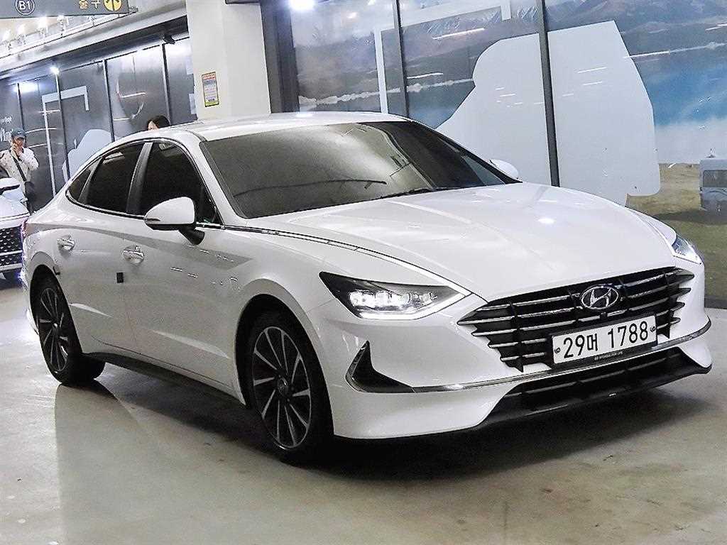HYUNDAI Sonata 2020 Blanco - Importación desde Corea - HF Imports Iquique - Foto 1