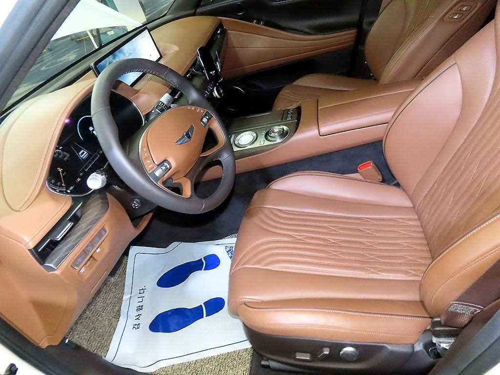 Genesis G80 - Vista 6