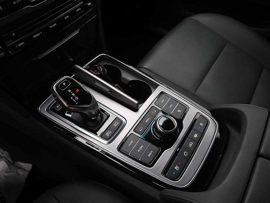 HYUNDAI Equus - Vista 11