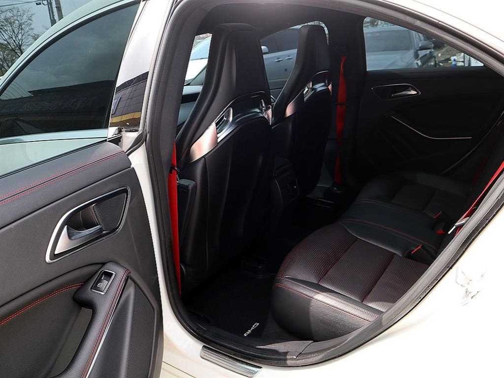 Mercedes Benz CLA Class - Vista 7