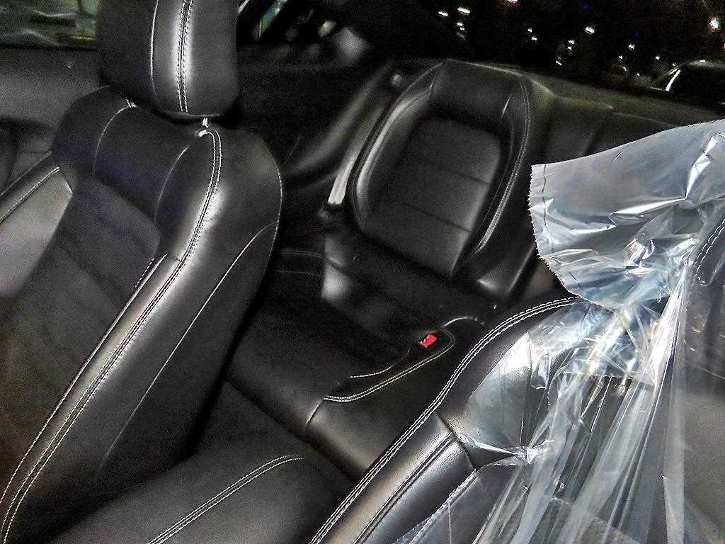 Ford Mustang - Vista 7