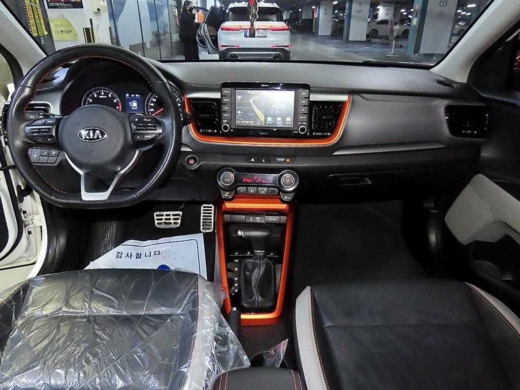KIA Stonic - Vista 10