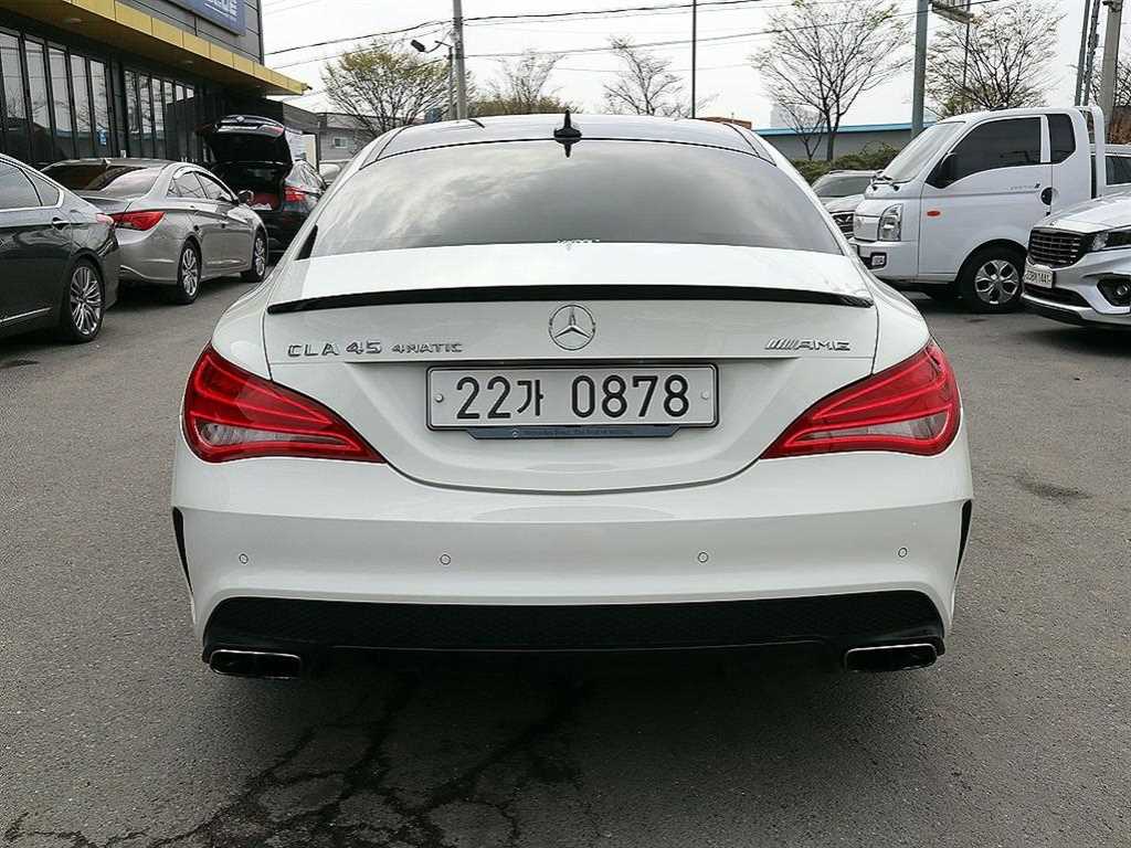 Mercedes Benz CLA Class - Vista 4