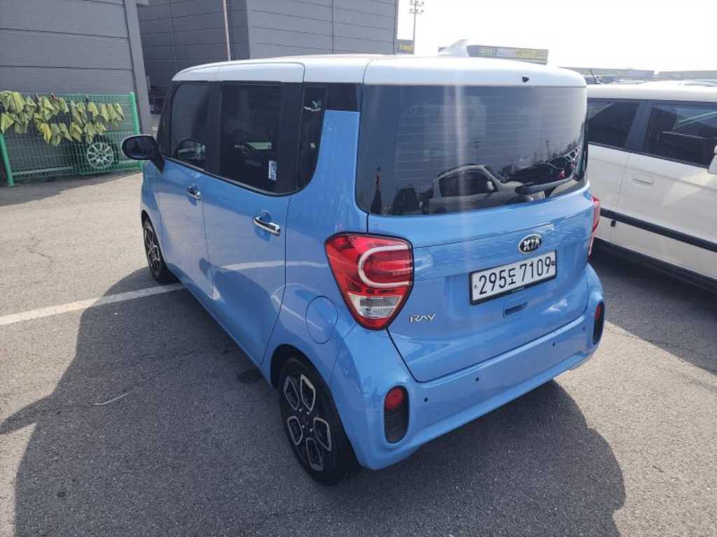 KIA Ray - Vista 5