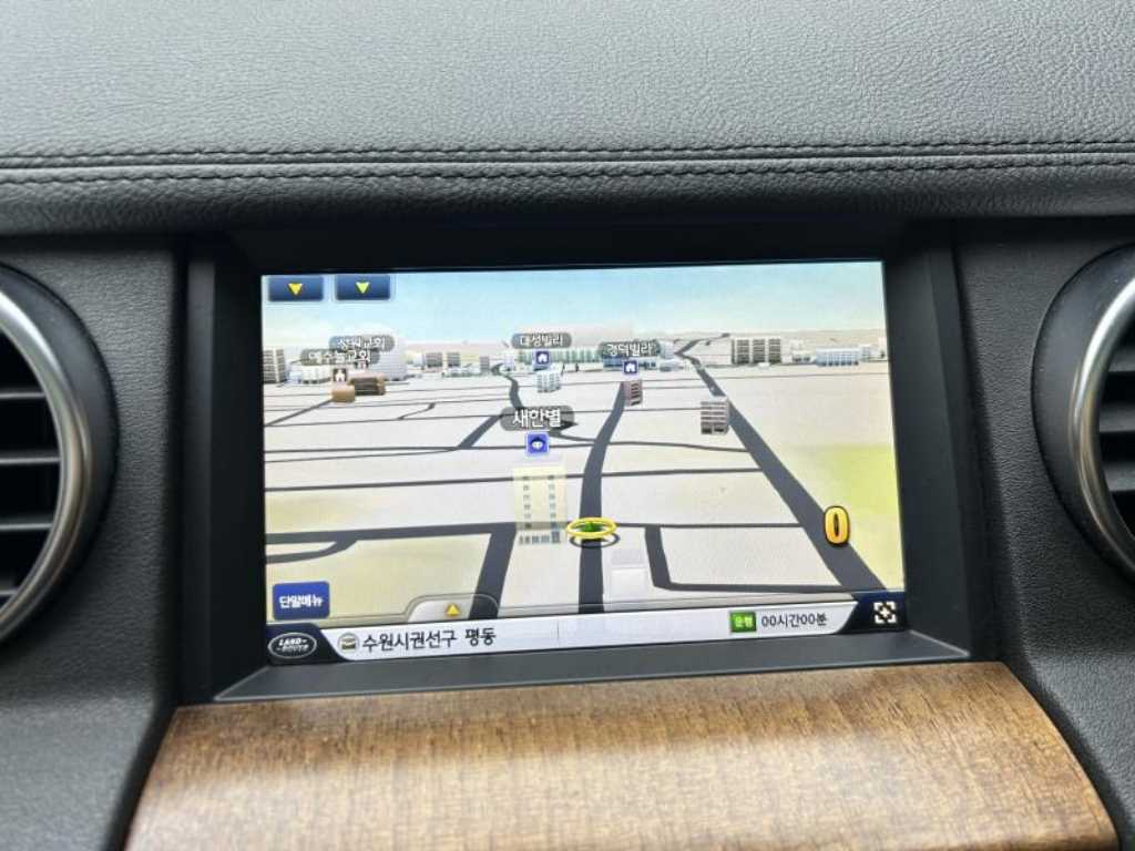 [랜드로버]디스커버리4 3.0 SDV6 SE - миниатюра 15