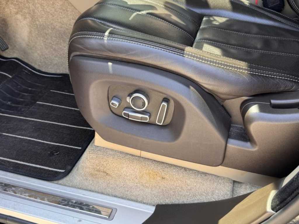 [랜드로버]레인지로버 4세대 4.4 SDV8 VOGUE SE 디젤 - миниатюра 15