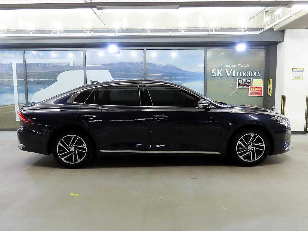 HYUNDAI Grandeur - Vista 3