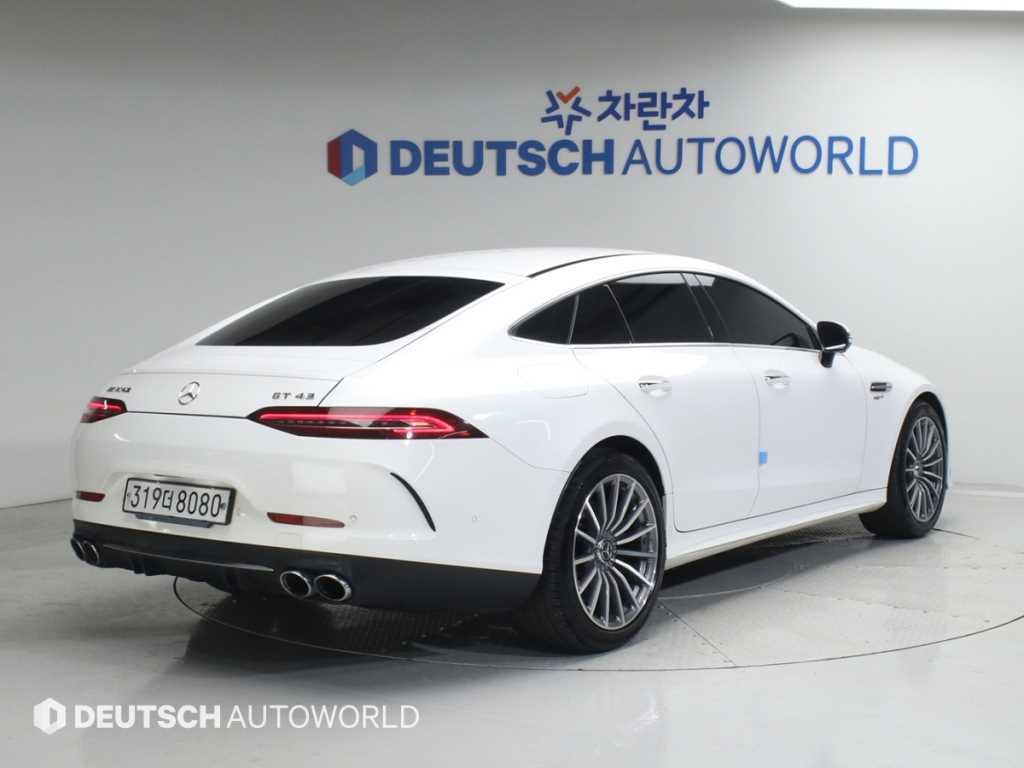 Mercedes Benz AMG GT - Vista 2