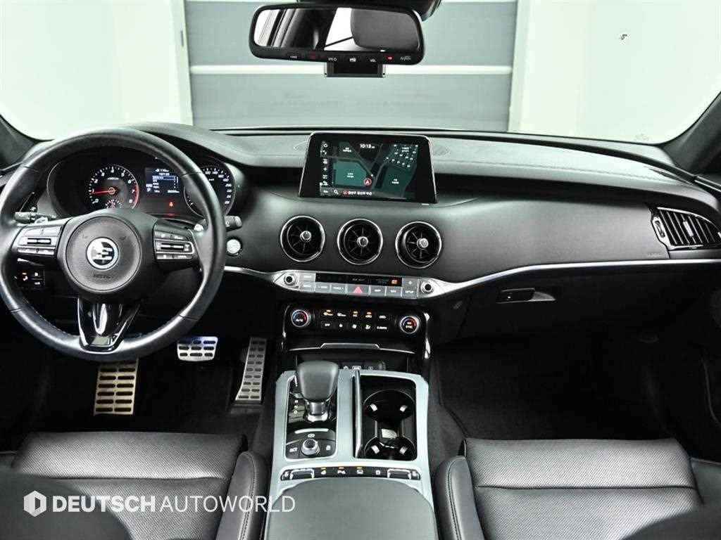 KIA Stinger - Vista 7