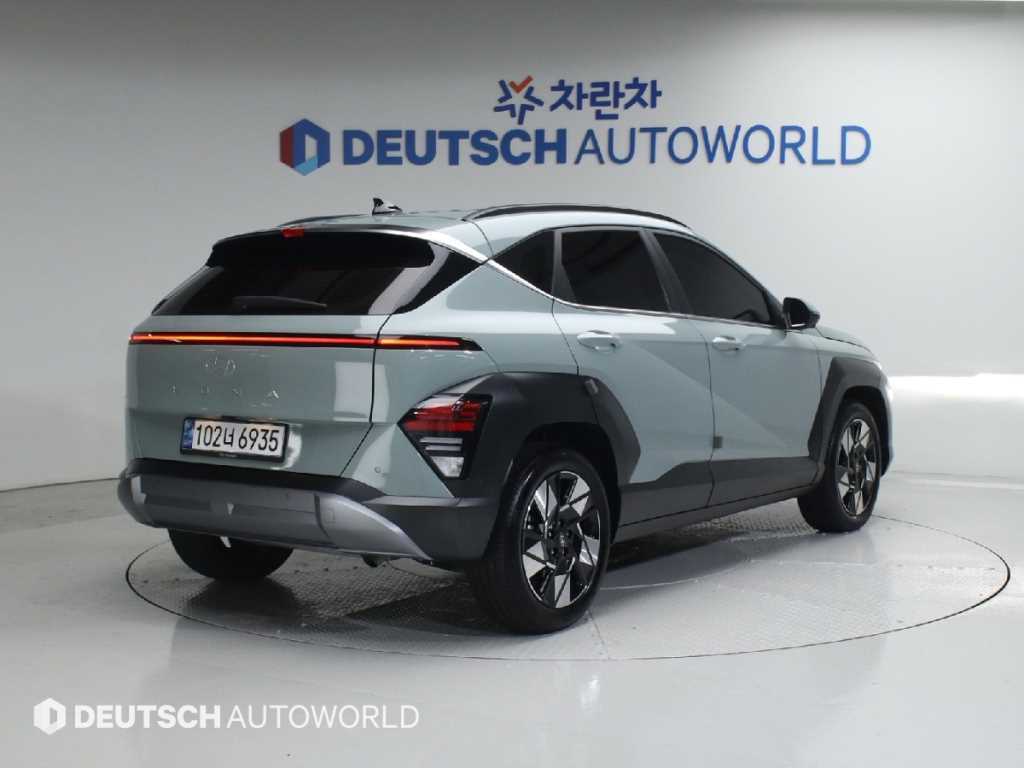 HYUNDAI Kona - Vista 3