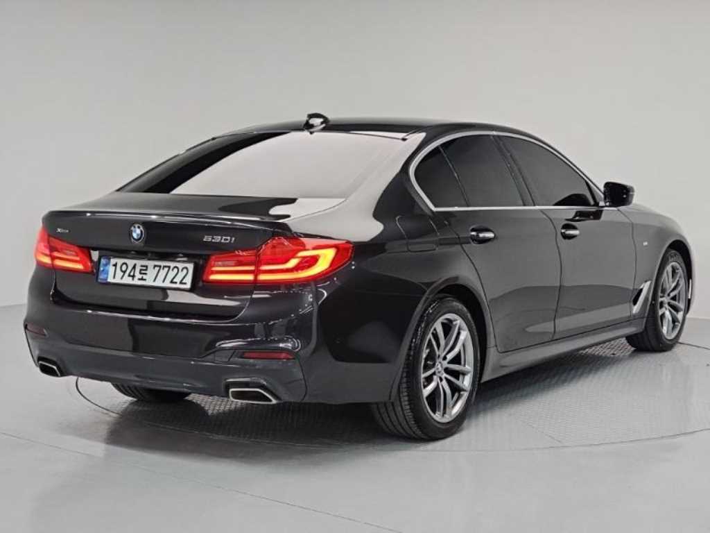 BMW 5 Series - Vista 4