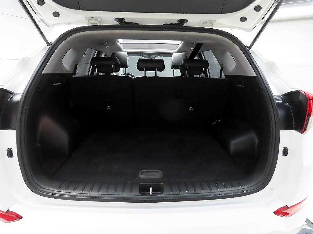 HYUNDAI Tucson 2017 Blanco - Importación desde Corea - HF Imports Iquique - Foto 18